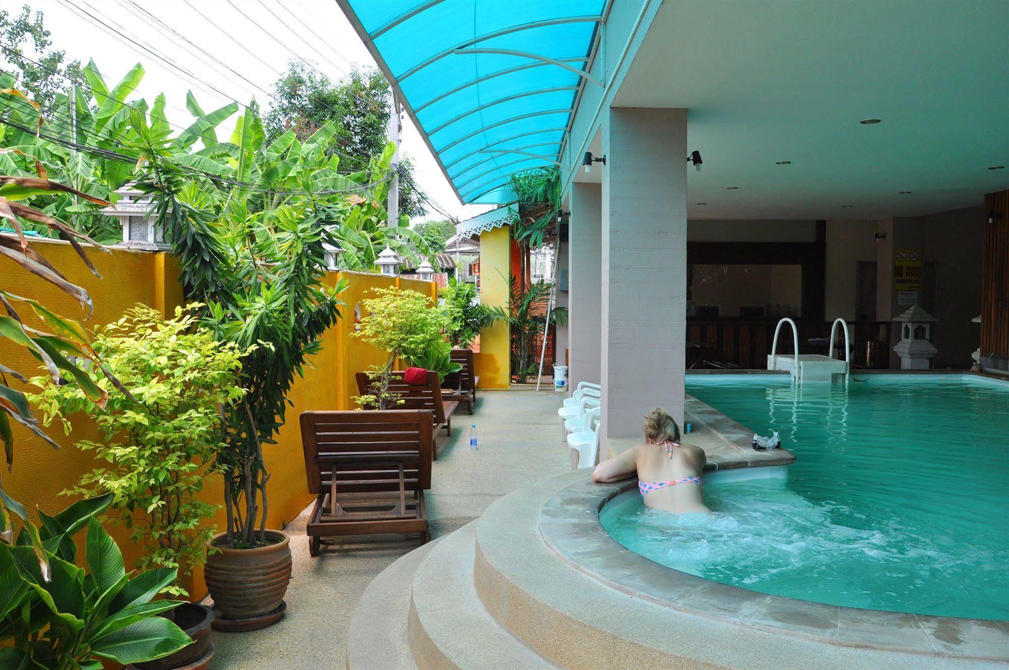 Thaphae Garden Guesthouse Čiang Mai Exteriér fotografie